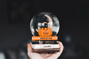 scary halloween decorations